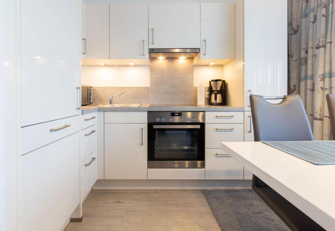 Ferienwohnung Bodo'S Strandkorb 뤼베크 외부 사진